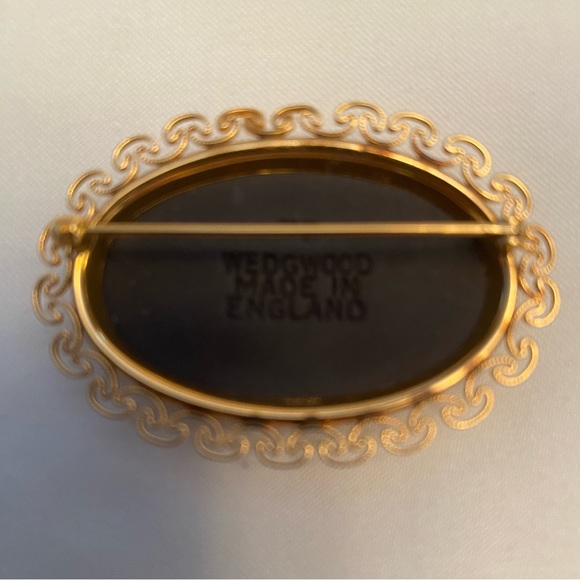Vintage Black Wedgwood Jasperware 12K Gold Filled Greek Goddess Cameo Brooch - Picture 5 of 14